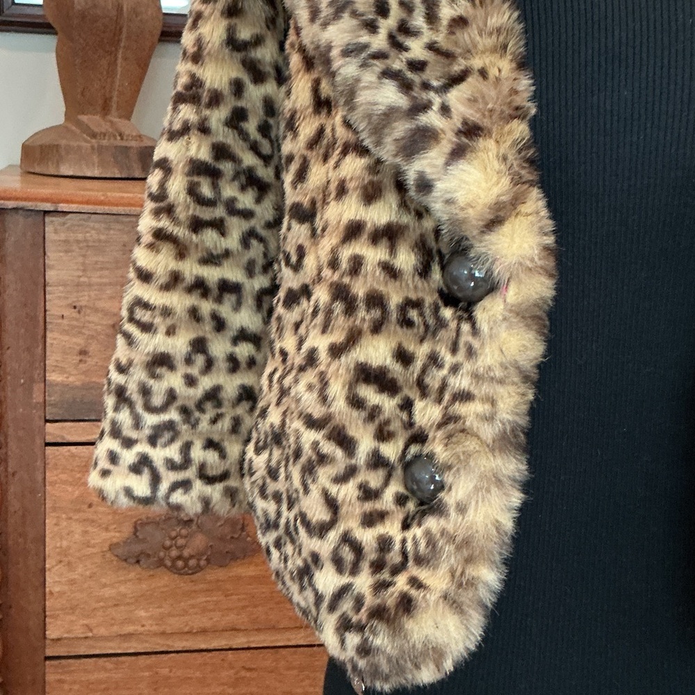 Leopard Print Faux Fur Jacket - Picture 4 of 7